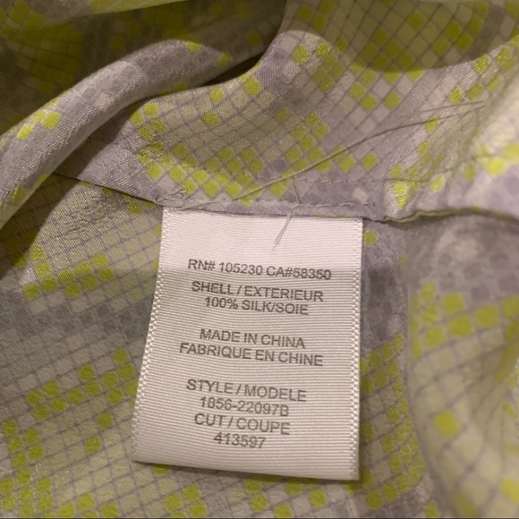 Joie Women’s Top Addie B Grey Yellow Snake Print Silk XS split neck 3/4 Sleeves - Picture 4 of 4